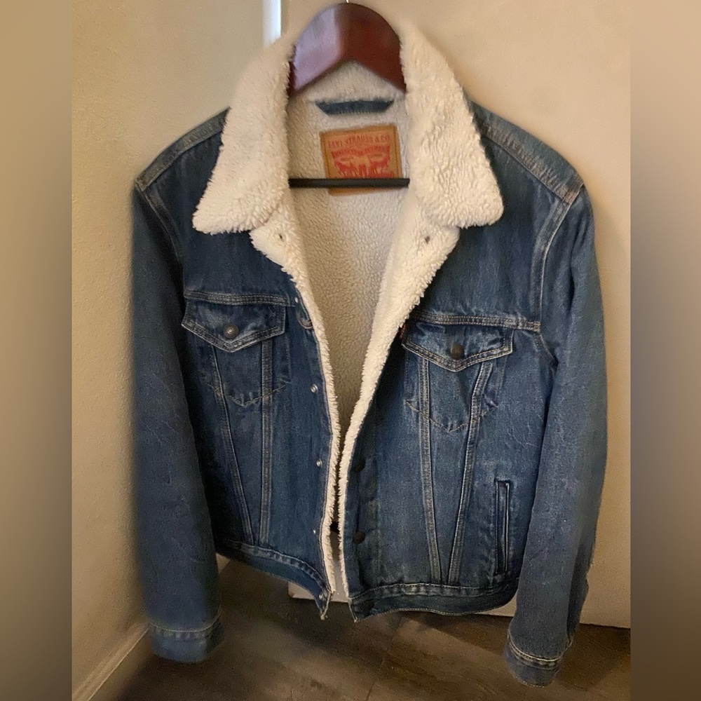 Levis Mens Sherpa Denim Jacket. S